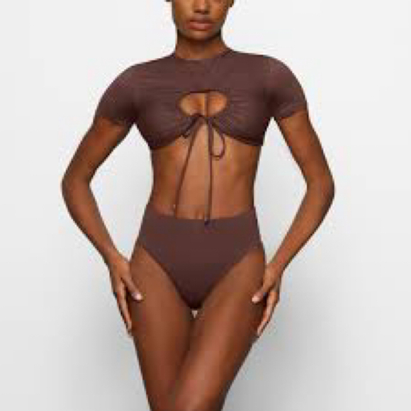 No Brand Other - NWT SKIMS Women’s swim top brown size 2X